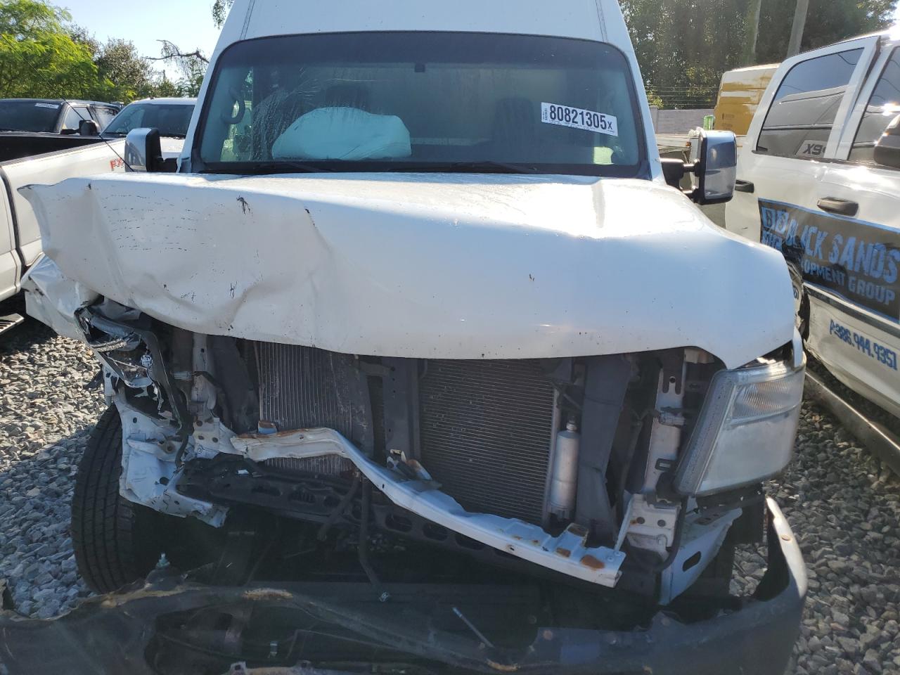 NISSAN NV2500 2500 S