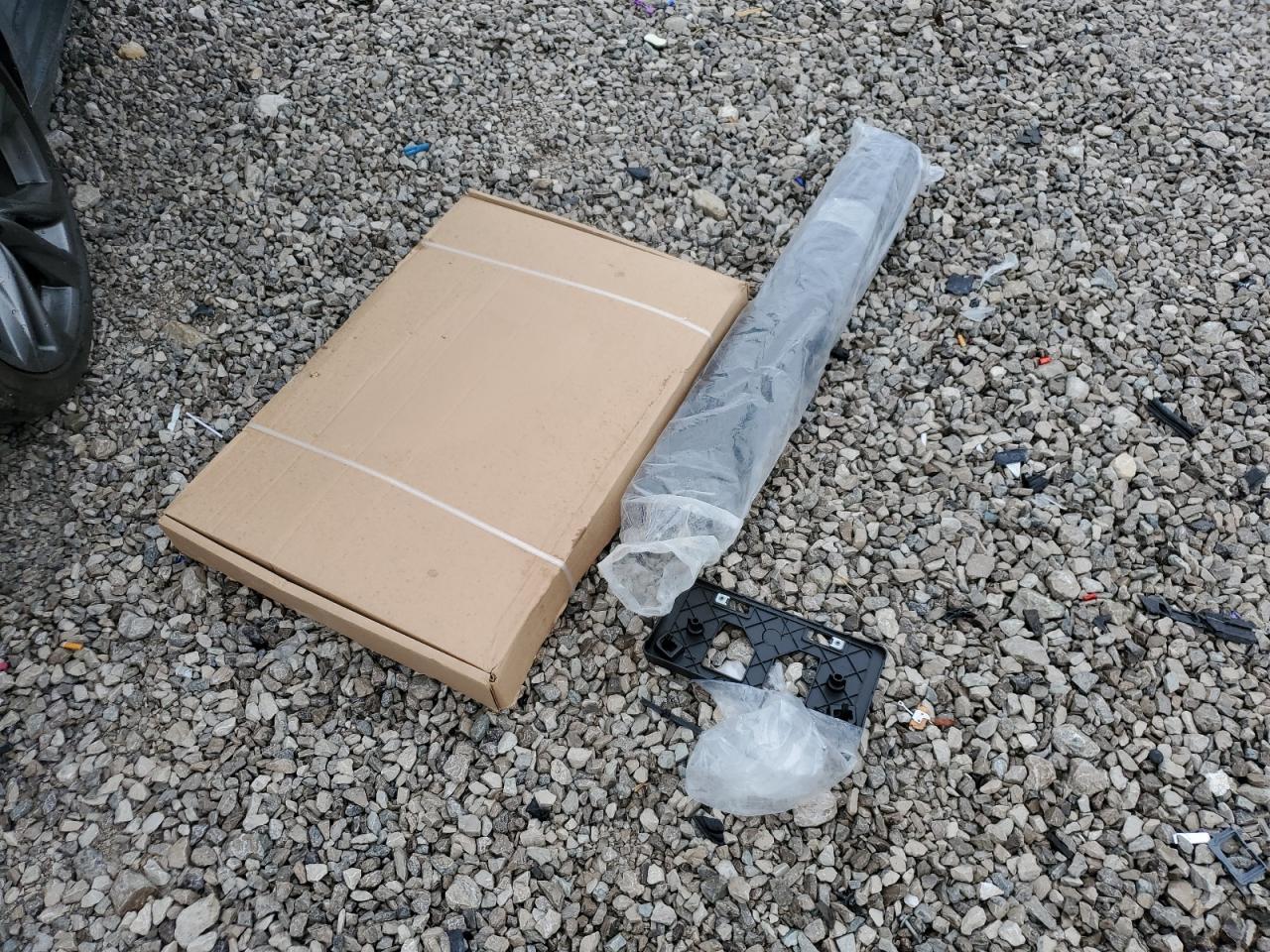 Lexus Es 300h Base Image 12