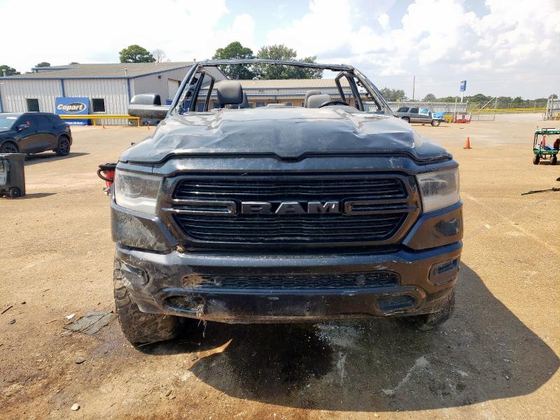 2019 RAM 1500 BIG H 1C6SRFFT0KN523423
