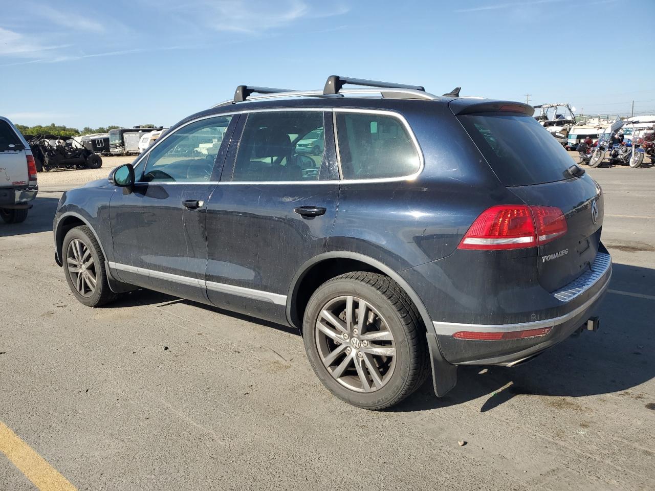 Lot #3310359032 2016 VOLKSWAGEN TOUAREG SP