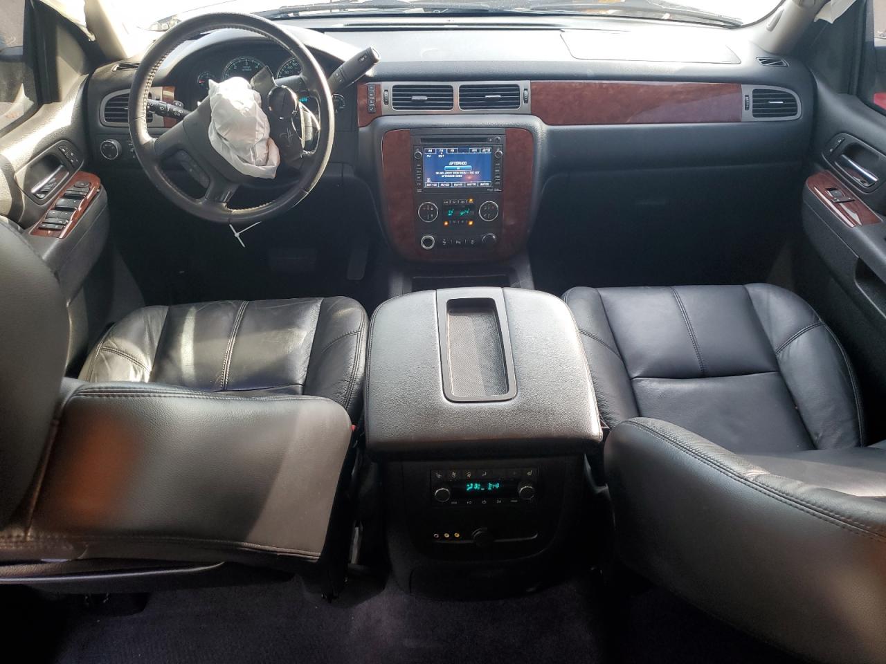 CHEVROLET TAHOE K1500 LT