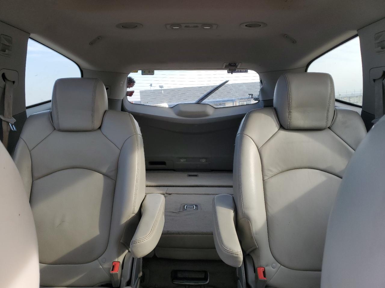 CHEVROLET TRAVERSE LT