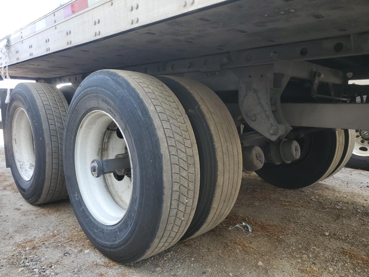 Lot #3282480913 2015 UTILITY VS2RA