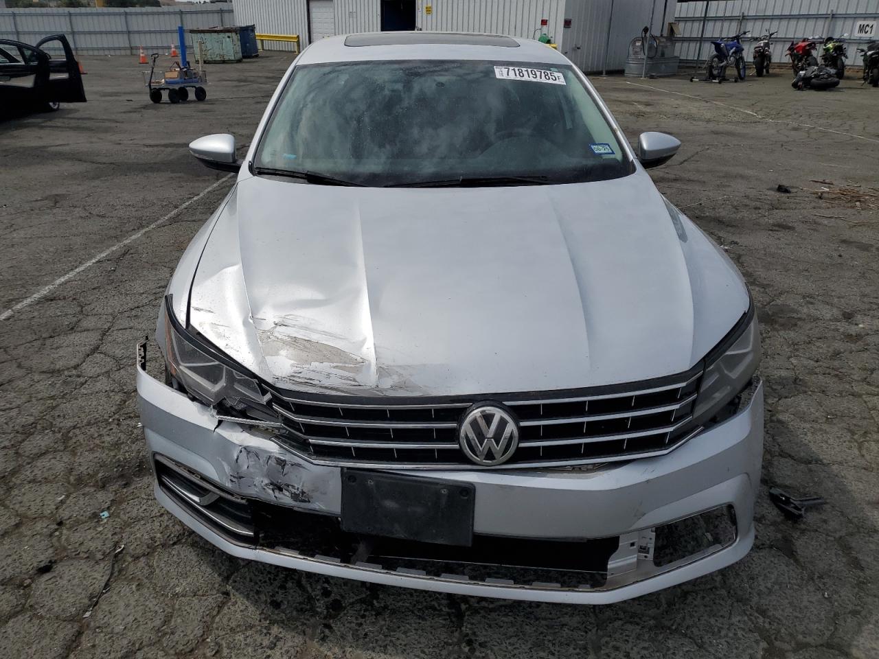 VOLKSWAGEN PASSAT WOLFSBURG