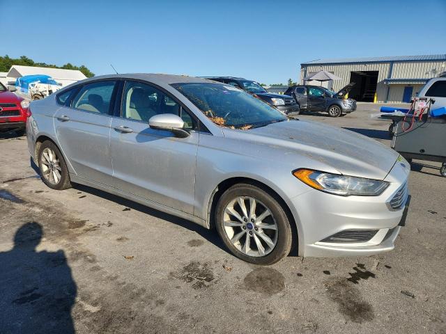 2017 FORD FUSION 3FA6P0H72HR258285
