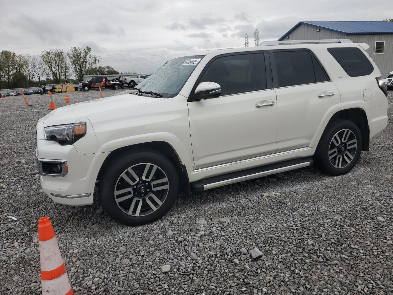 TOYOTA 4RUNNER SR5/SR5 PREMIUM