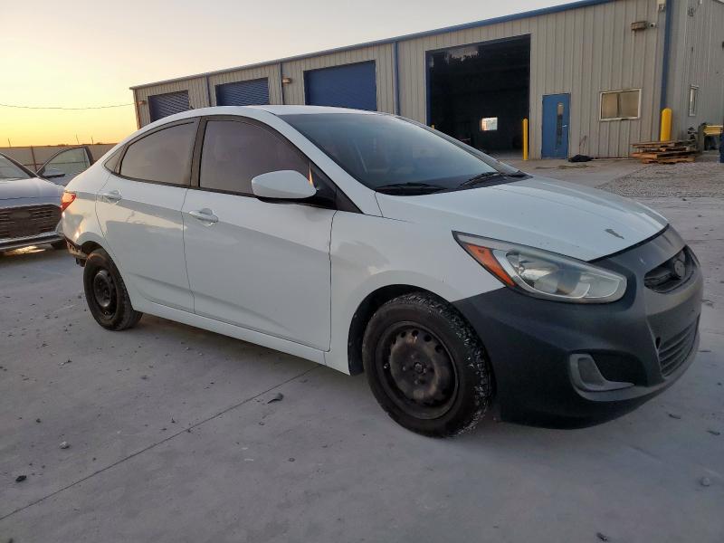2016 HYUNDAI ACCENT SE KMHCT4AE1GU074841