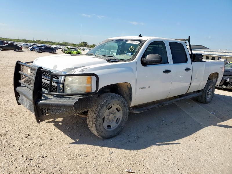 CHEVROLET SILVERADO 2011 white crew pic diesel 1GC1KVC85BF204886 photo #1