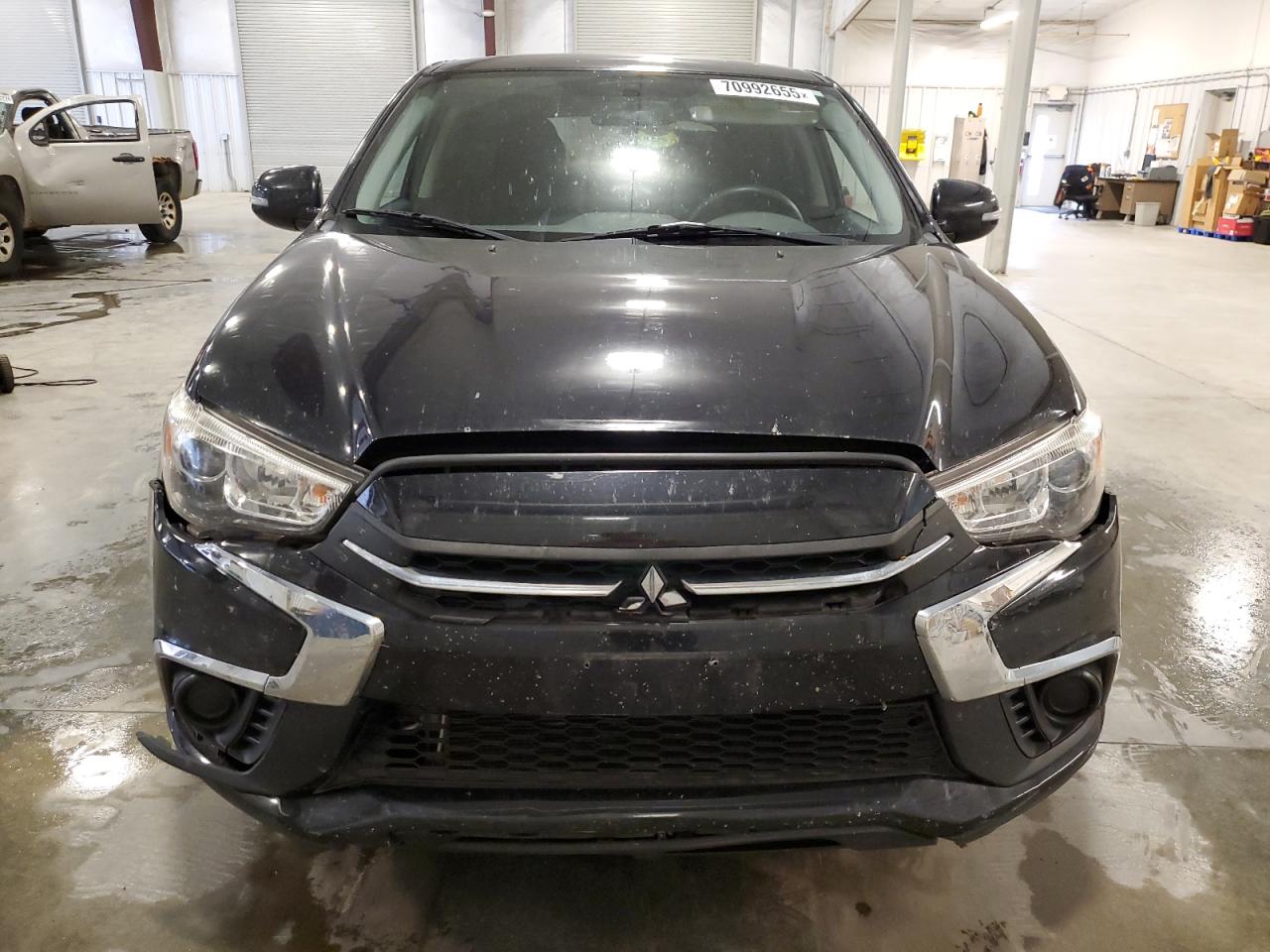 MITSUBISHI OUTLANDER ES