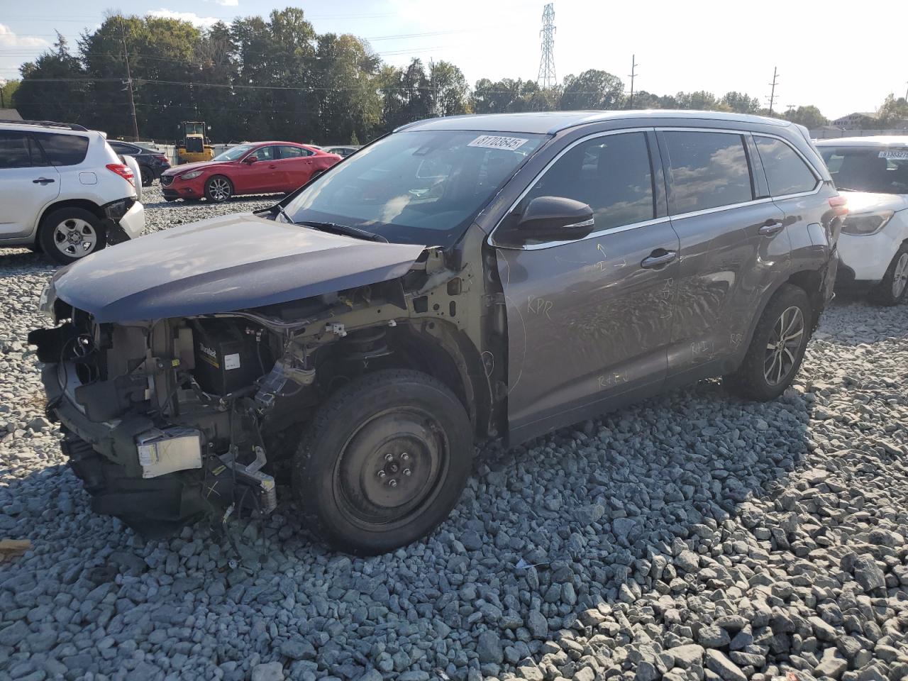 TOYOTA HIGHLANDER SE