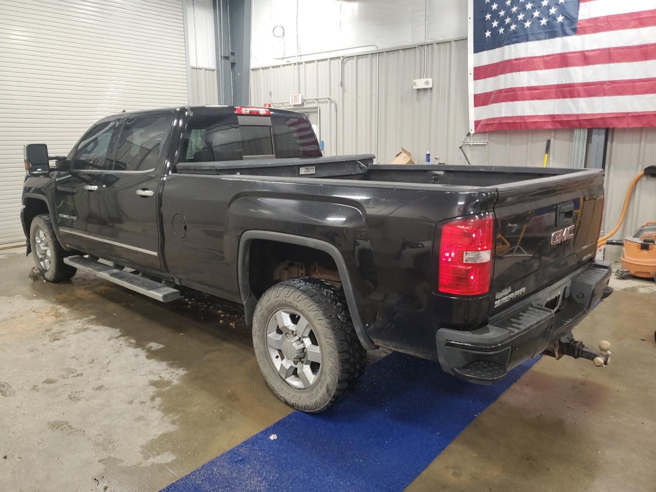 GMC SIERRA K3500 DENALI