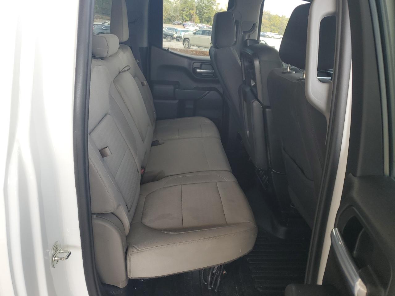 CHEVROLET SILVERADO C1500 LT