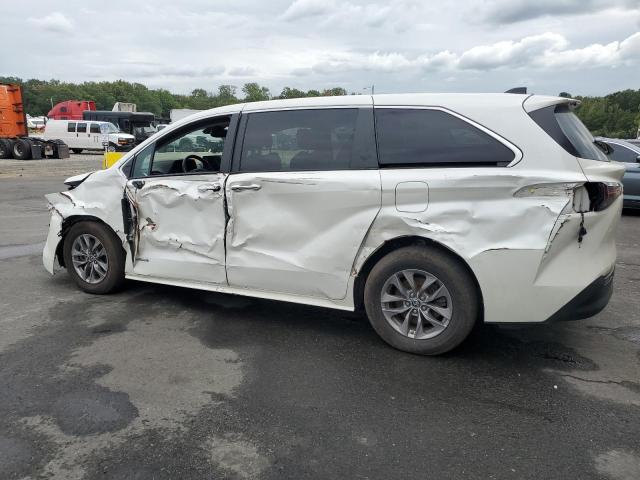 2021 TOYOTA SIENNA XLE #3316753422