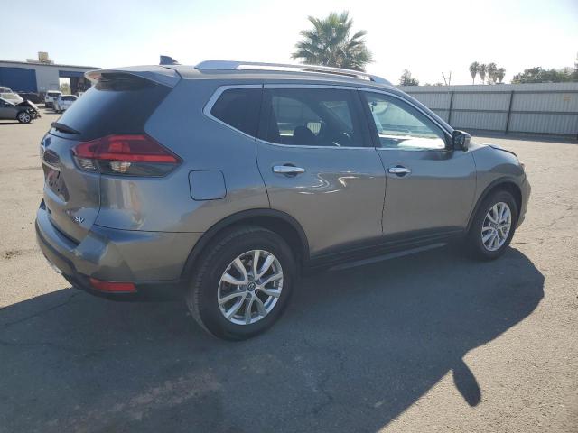 2017 NISSAN ROGUE KNMAT2MT0HP529513