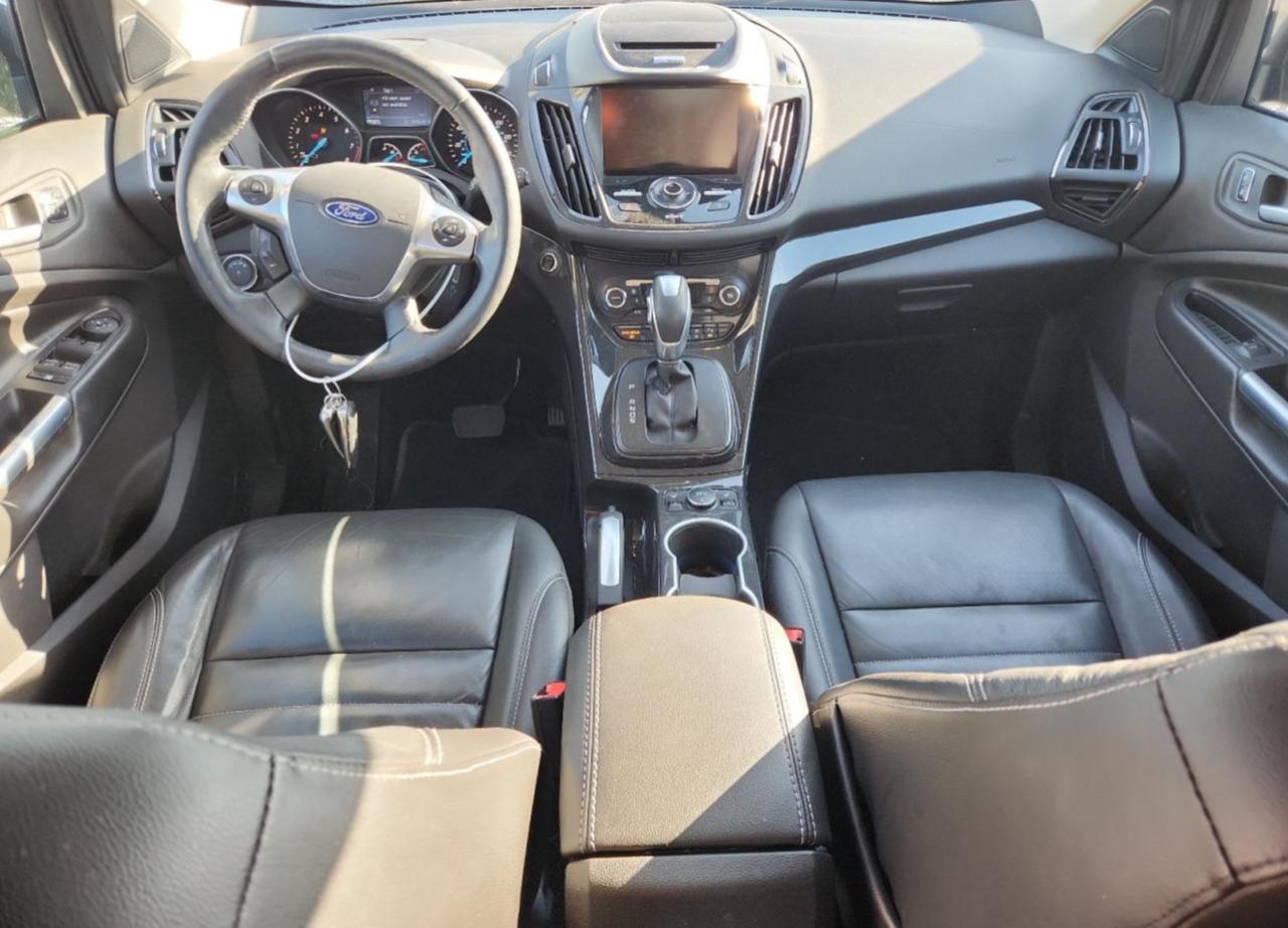 FORD ESCAPE TITANIUM