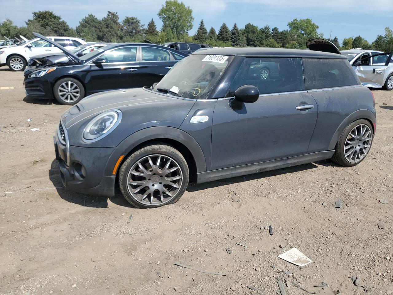 Vehicle photo