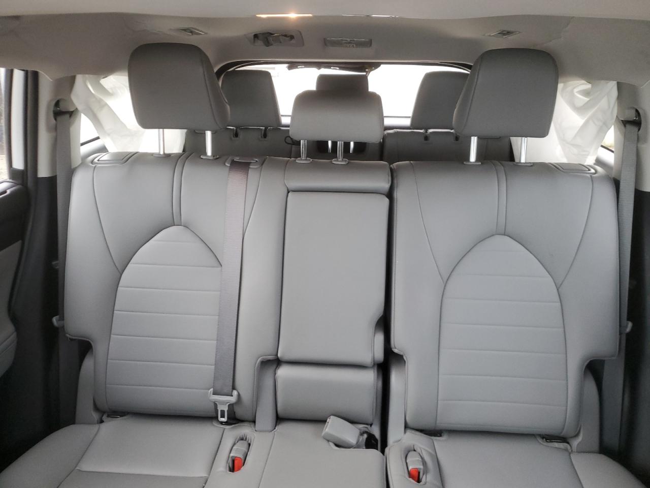 Lot #3308323165 2023 TOYOTA HIGHLANDER