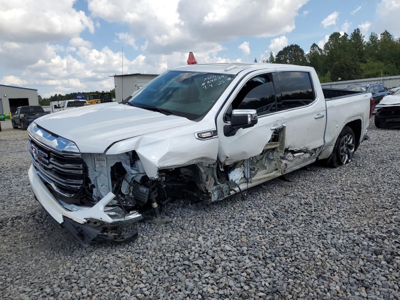 GMC SIERRA 1500 K1500 SLT