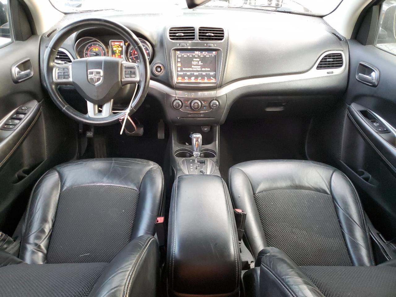 DODGE JOURNEY CROSSROAD