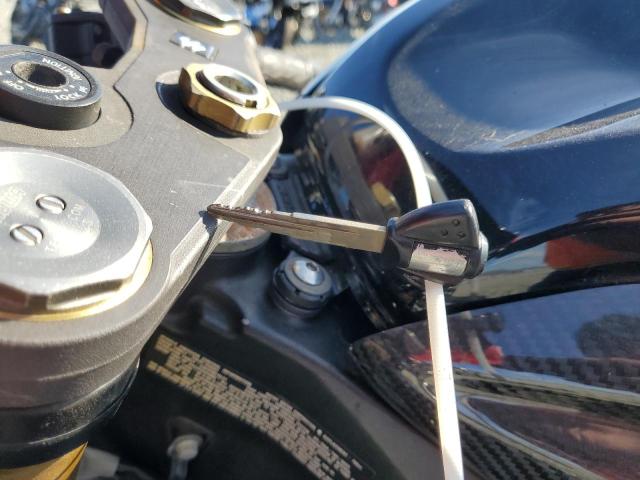 2014 SUZUKI GSX-R750 JS1GR7MA3E2100759
