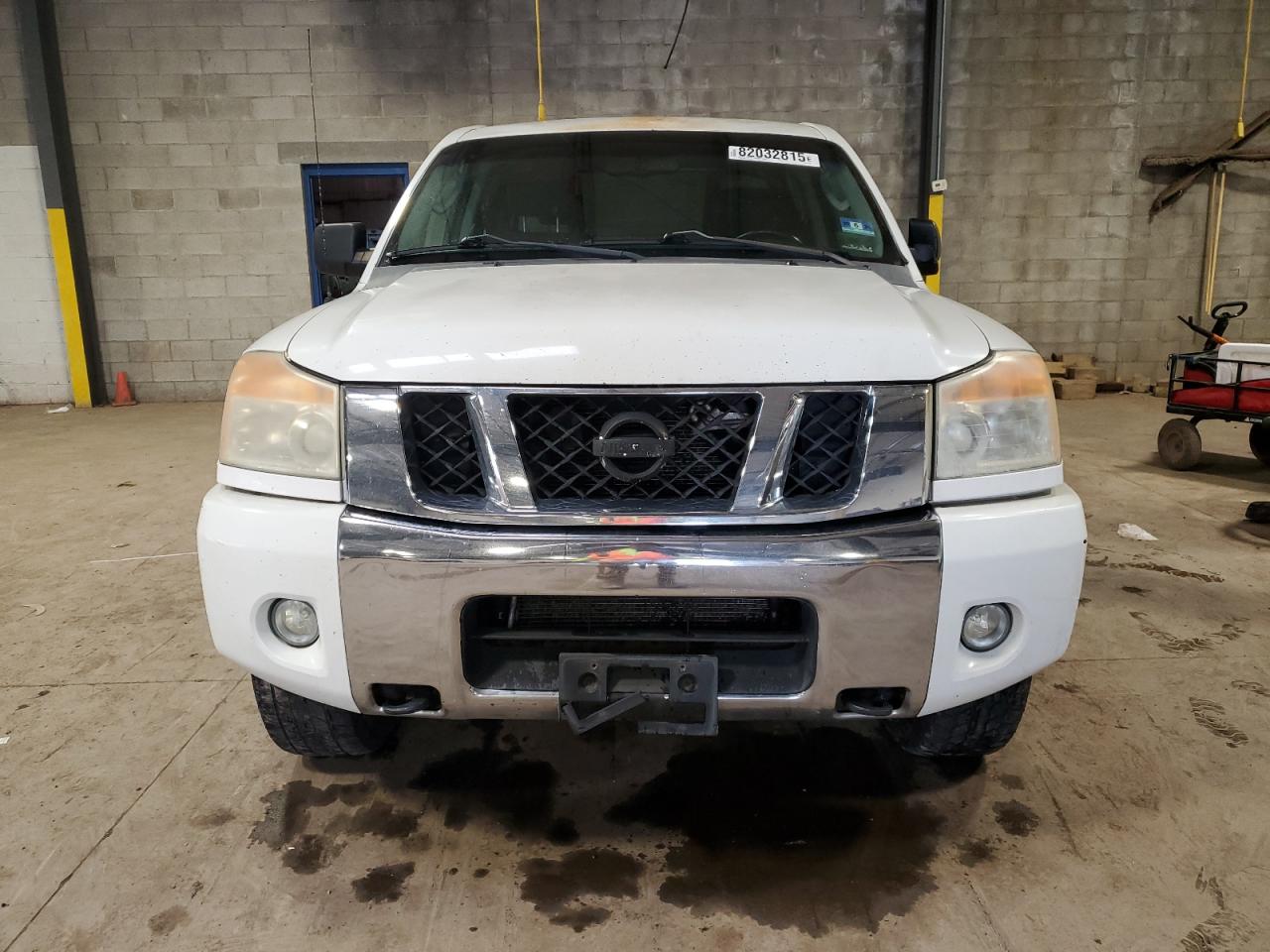 NISSAN TITAN XE