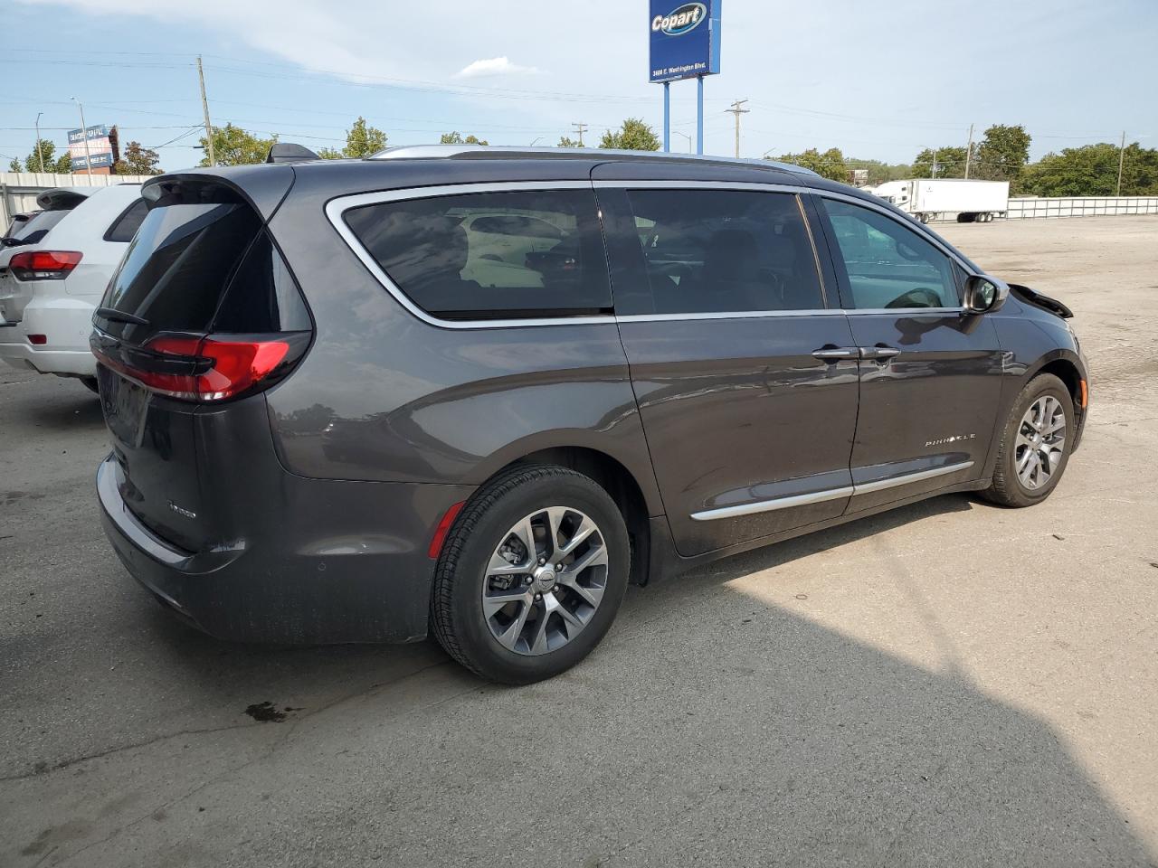 CHRYSLER PACIFICA HYBRID PINNACLE
