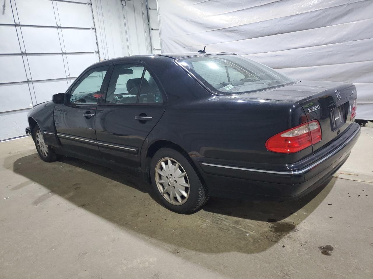 Lot #3298118136 2001 MERCEDES-BENZ E 320 4MAT