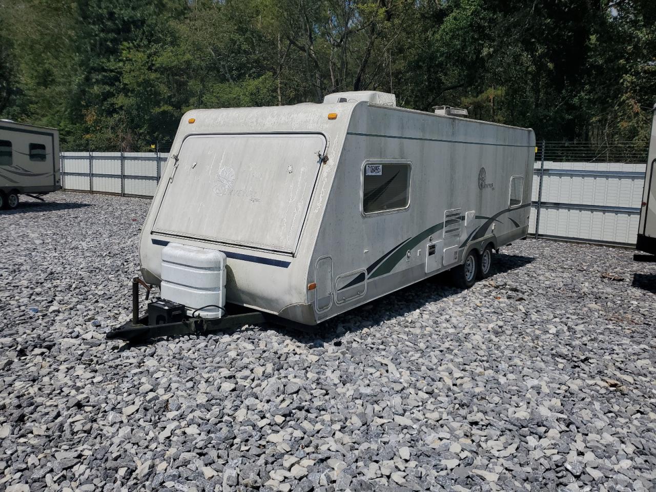 Lot #3236846379 2004 WILDWOOD SURVEYOR