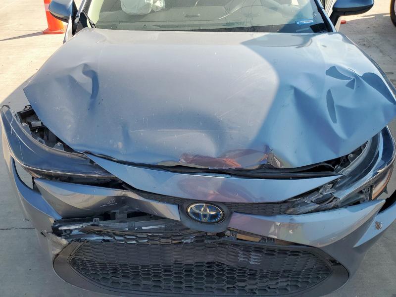 2022 TOYOTA COROLLA LE - JTDEAMDE6NJ049947