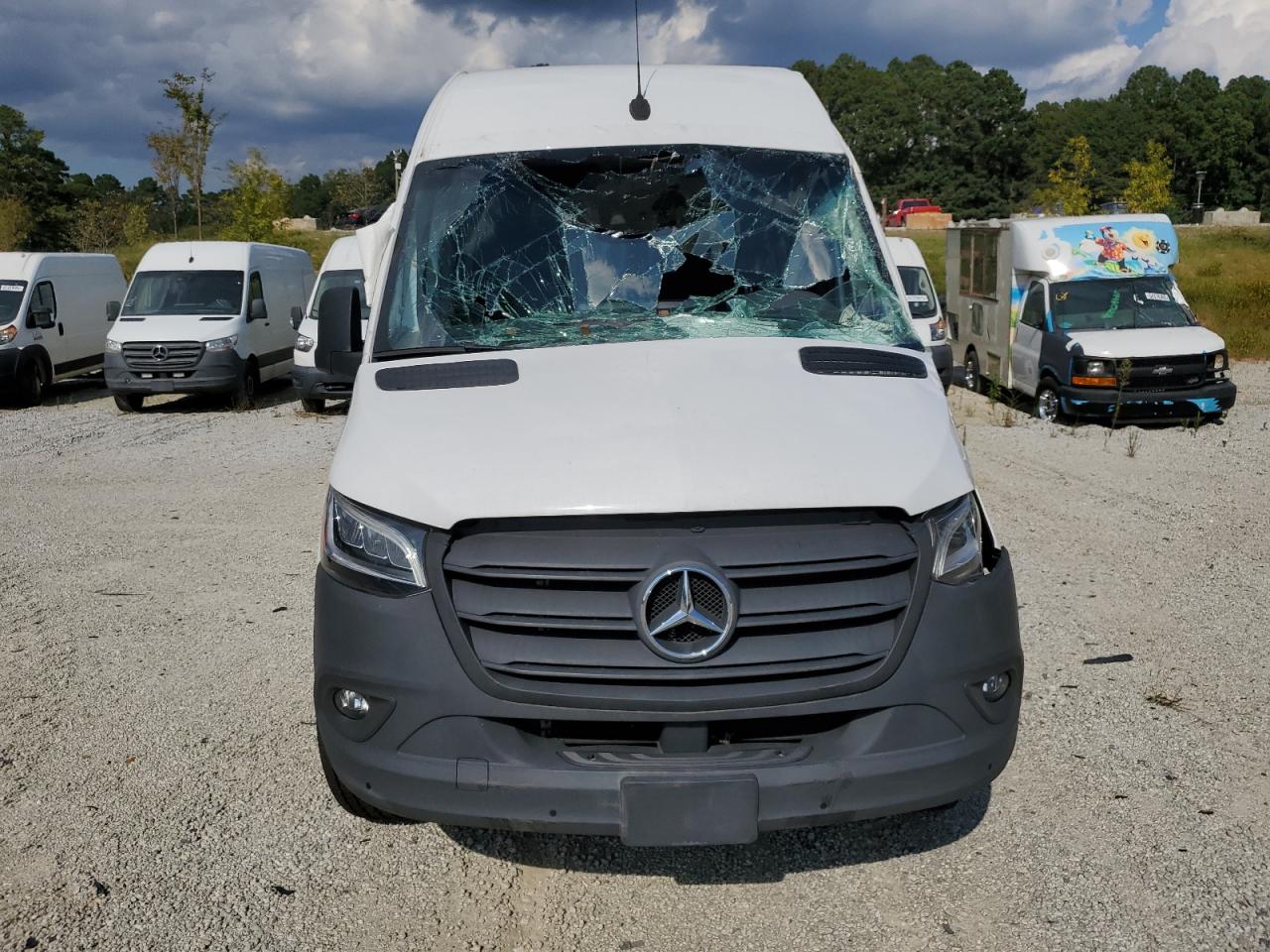 MERCEDES-BENZ SPRINTER 2500