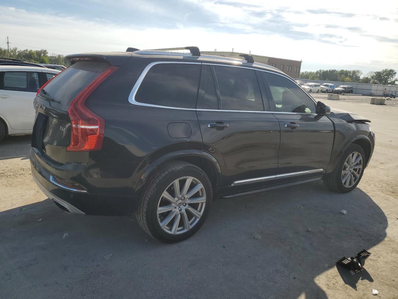 VOLVO XC90 T6