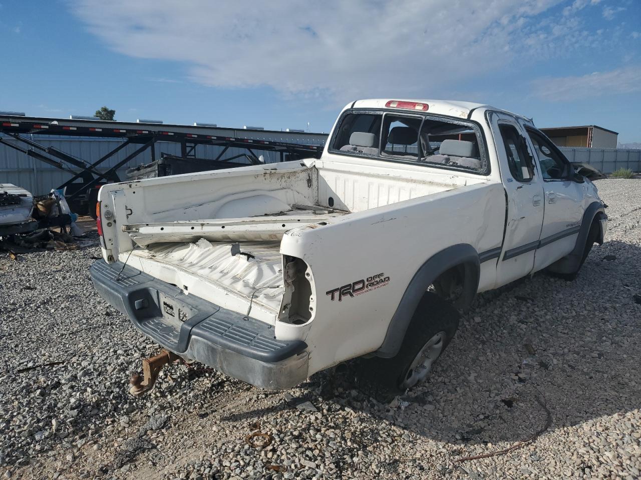Lot #3275972790 2000 TOYOTA TUNDRA ACC