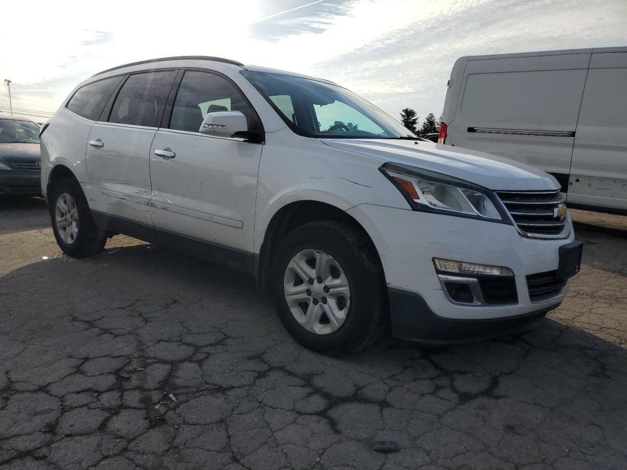 CHEVROLET TRAVERSE LT