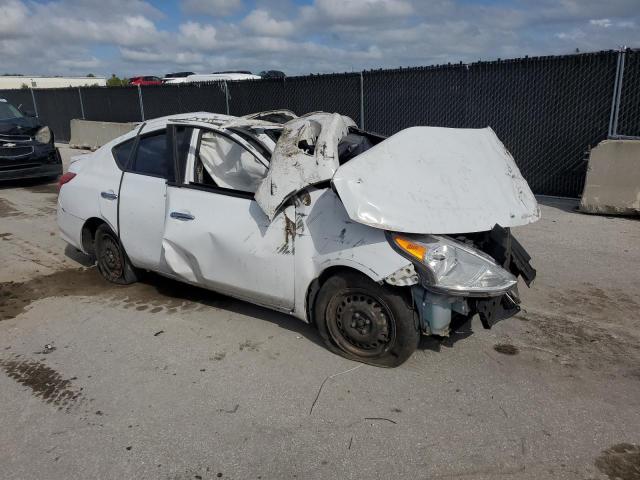 2018 NISSAN VERSA S 3N1CN7AP4JK399432