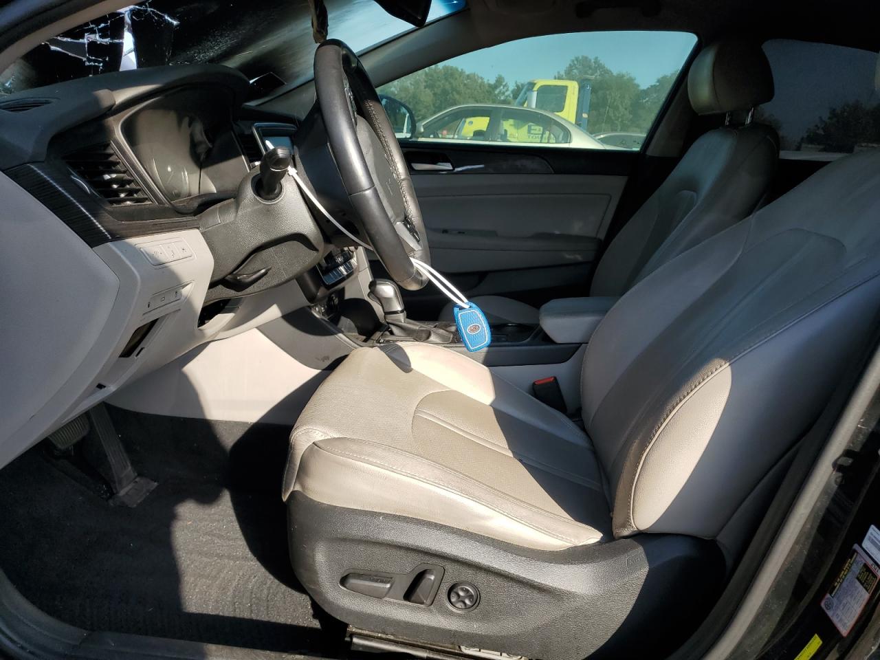 HYUNDAI SONATA SPORT