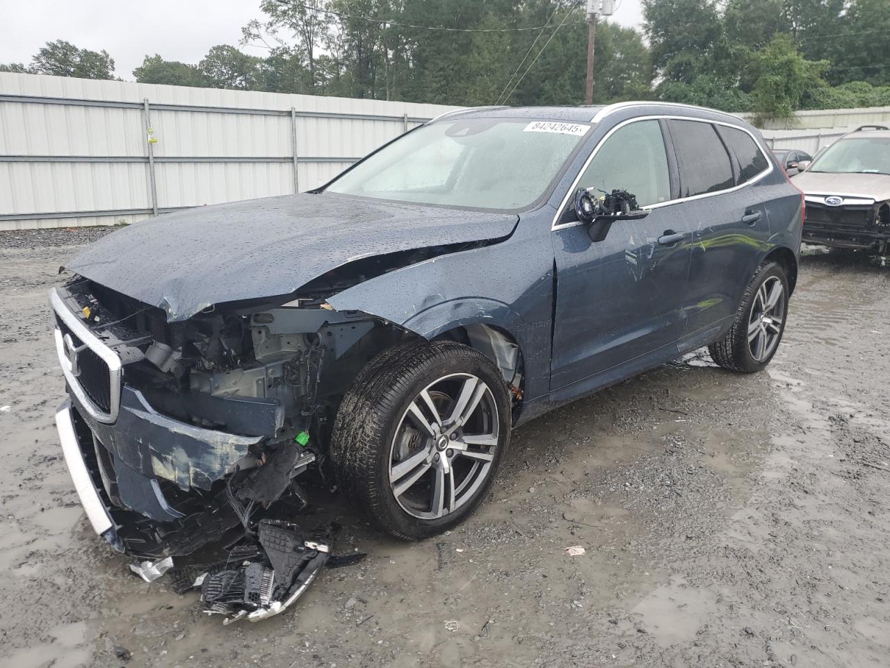 VOLVO XC60 T5 MOMENTUM