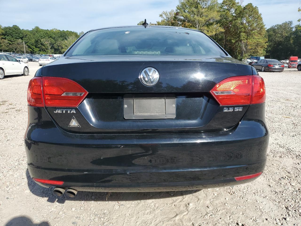 VOLKSWAGEN JETTA SE