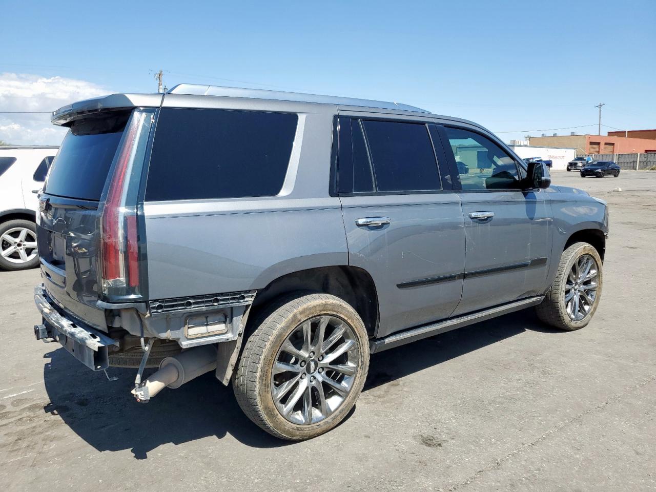 CADILLAC ESCALADE PREMIUM LUXURY