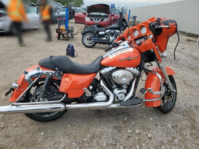HARLEY-DAVIDSON FLHX STREE