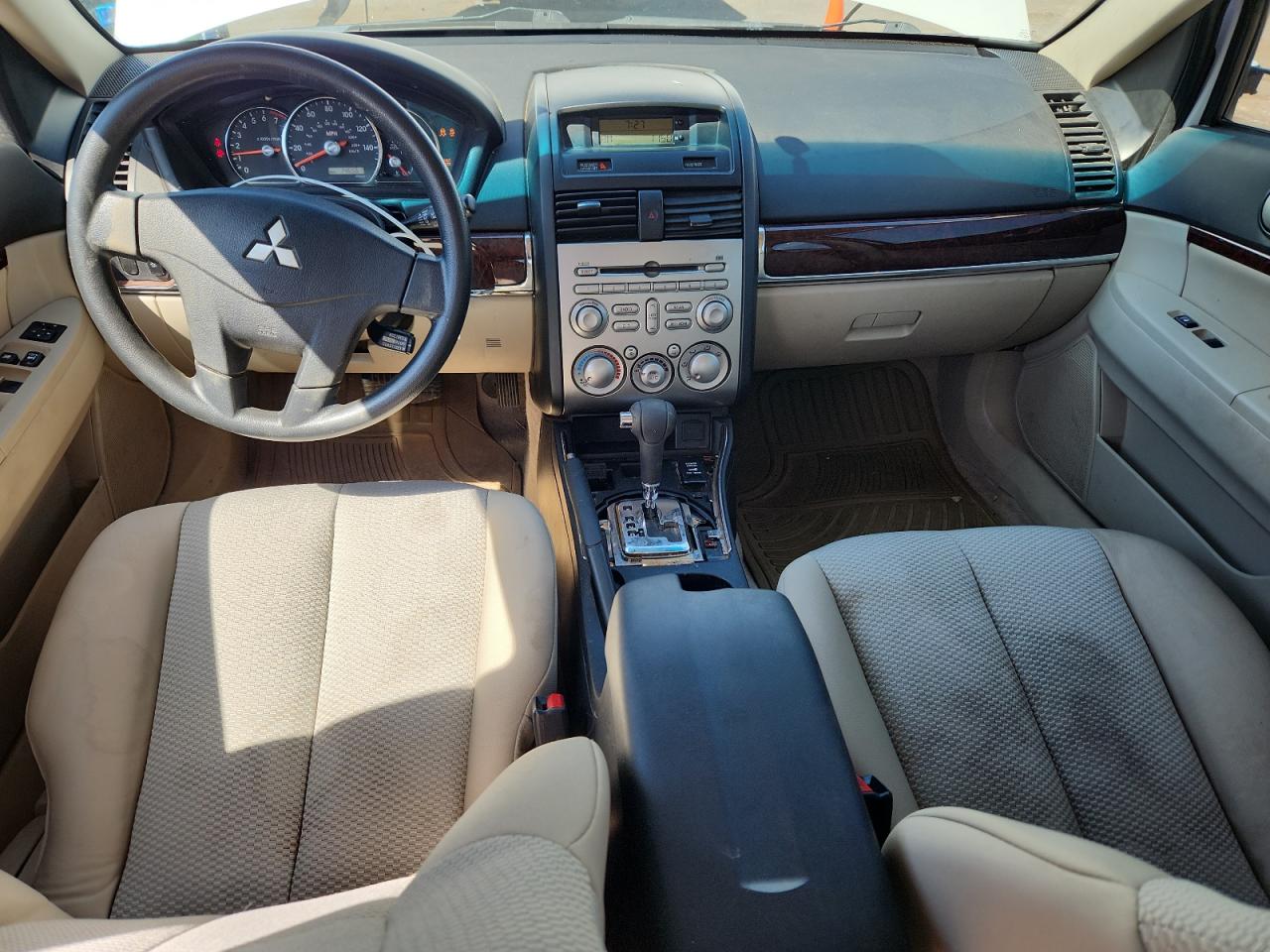 MITSUBISHI GALANT ES