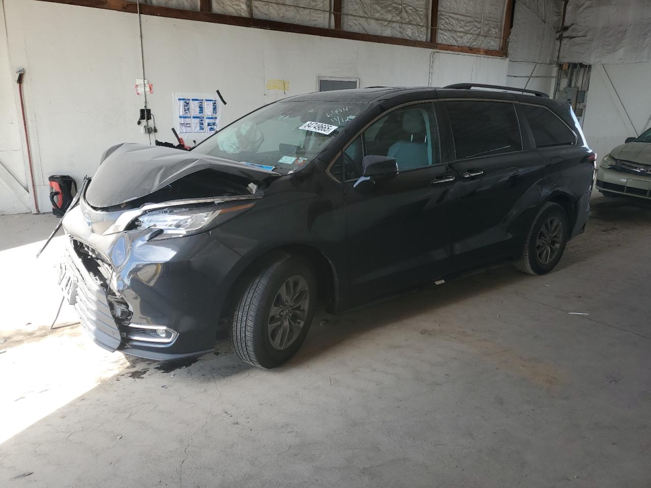 TOYOTA SIENNA XLE