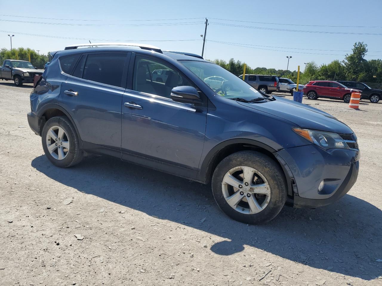 TOYOTA RAV4 XLE