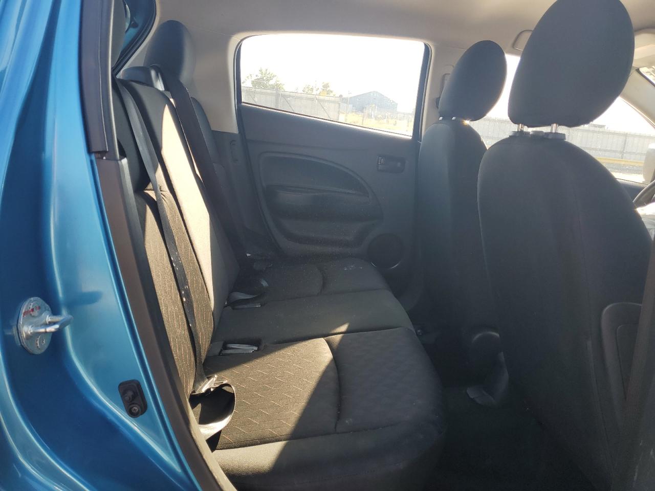 MITSUBISHI MIRAGE ES