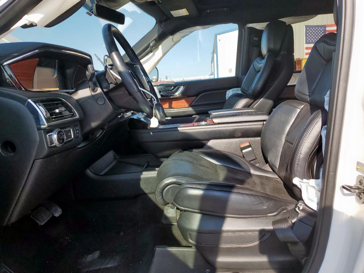 LINCOLN NAVIGATOR L RESERVE