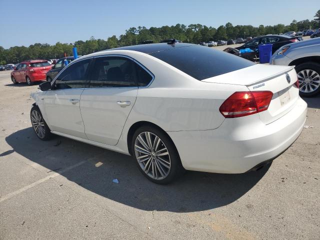 2015 VOLKSWAGEN PASSAT SE 1VWBT7A31FC108133