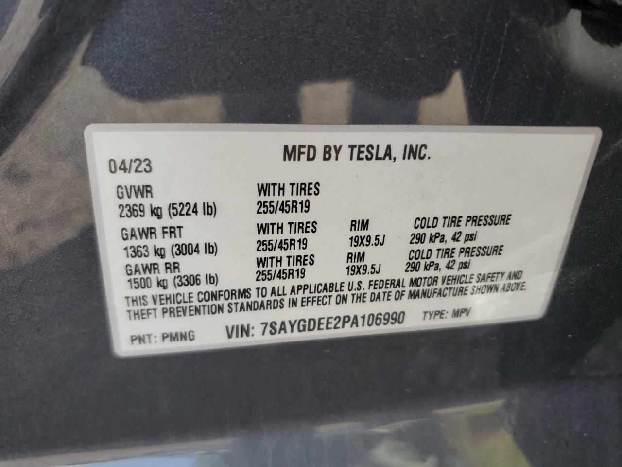 TESLA MODEL Y