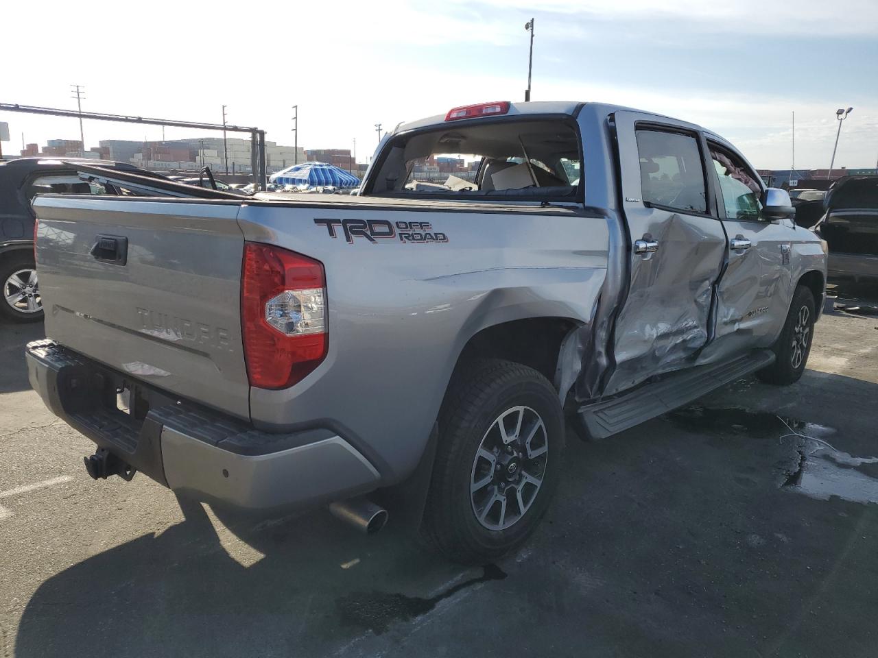 TOYOTA TUNDRA CREWMAX LIMITED