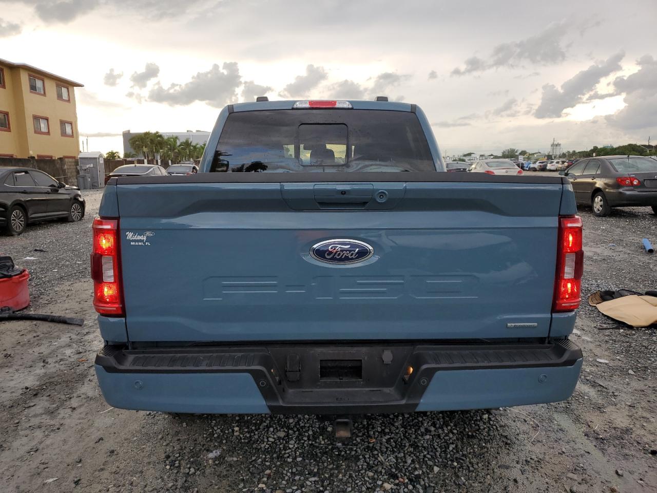 FORD F-150 SUPERCREW