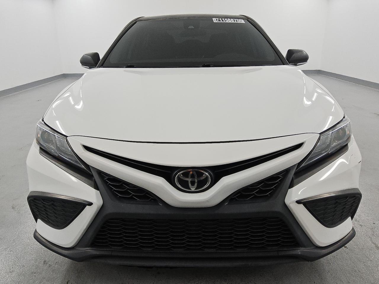TOYOTA CAMRY SE NIGHT SHADE