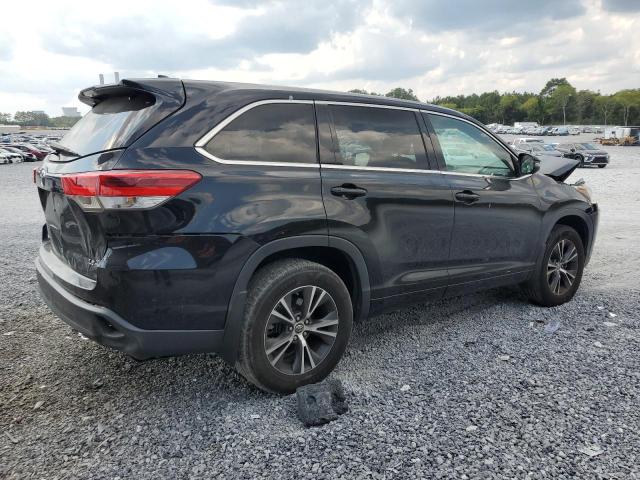 2018 TOYOTA HIGHLANDER LE 5TDBZRFH0JS870054